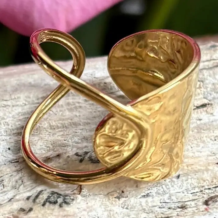 18ct Gold Plated Hammered Crossover Adjustable Ring