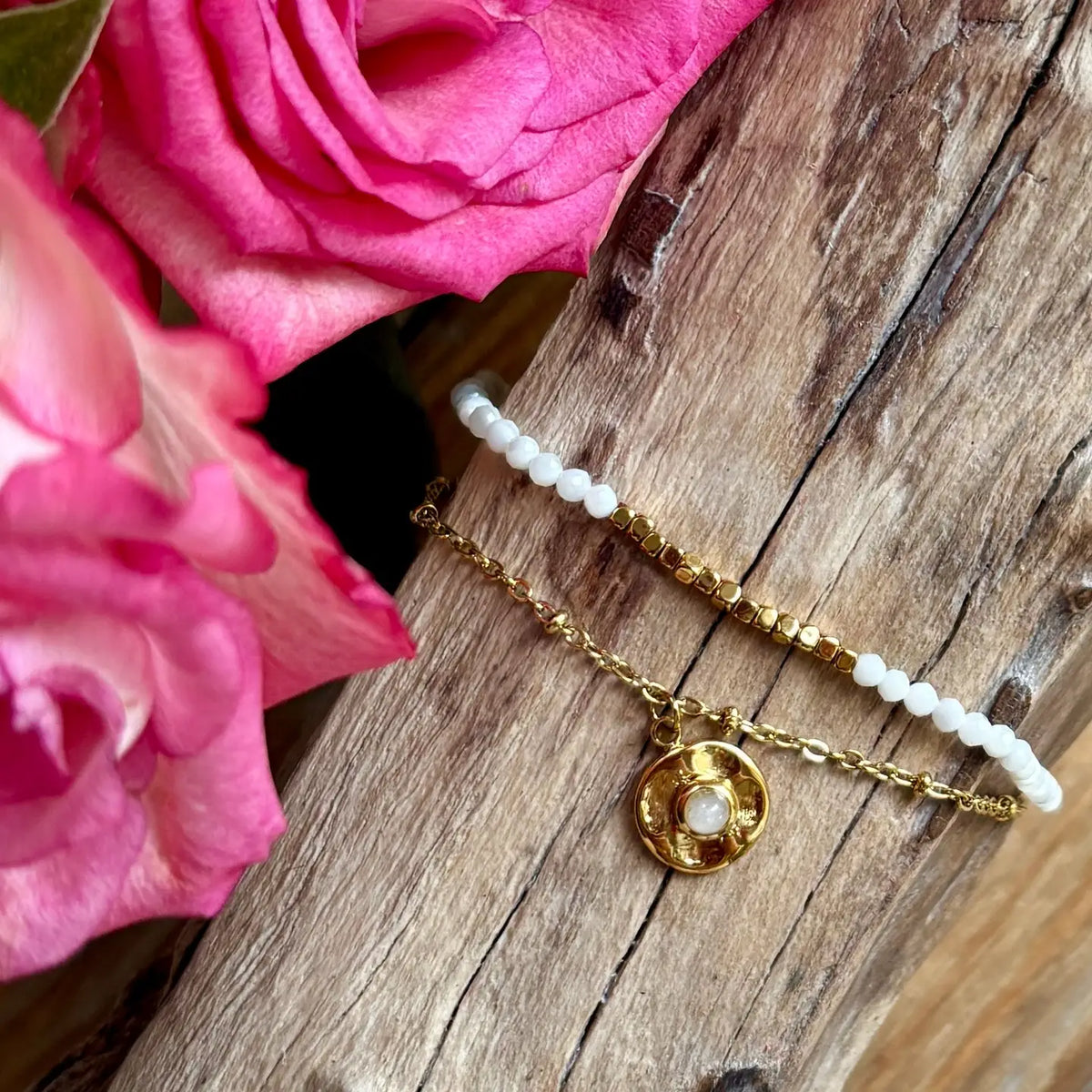 18ct Gold Plated Mother of Pearl Gold Disc Bracelet