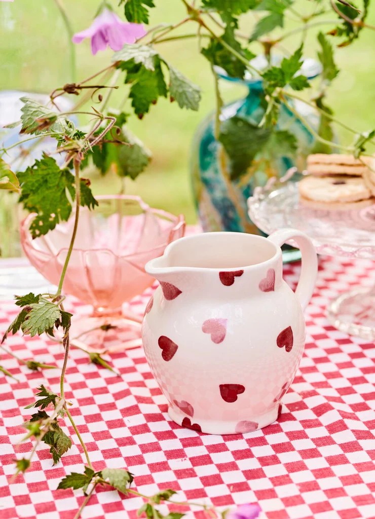 Emma Bridgewater Pink Hearts 1/2 Pint Jug